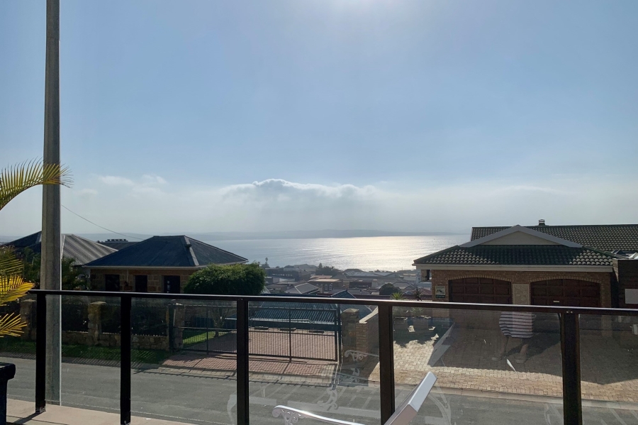 To Let 2 Bedroom Property for Rent in Mossel Bay Central Western Cape